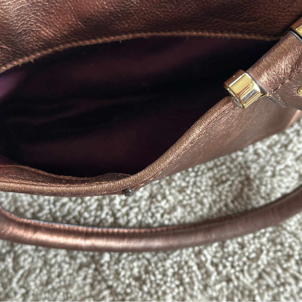 Makowski purse. EUC gold/metallic leather with gold hardware, purple lining!💖 - Picture 6 of 12